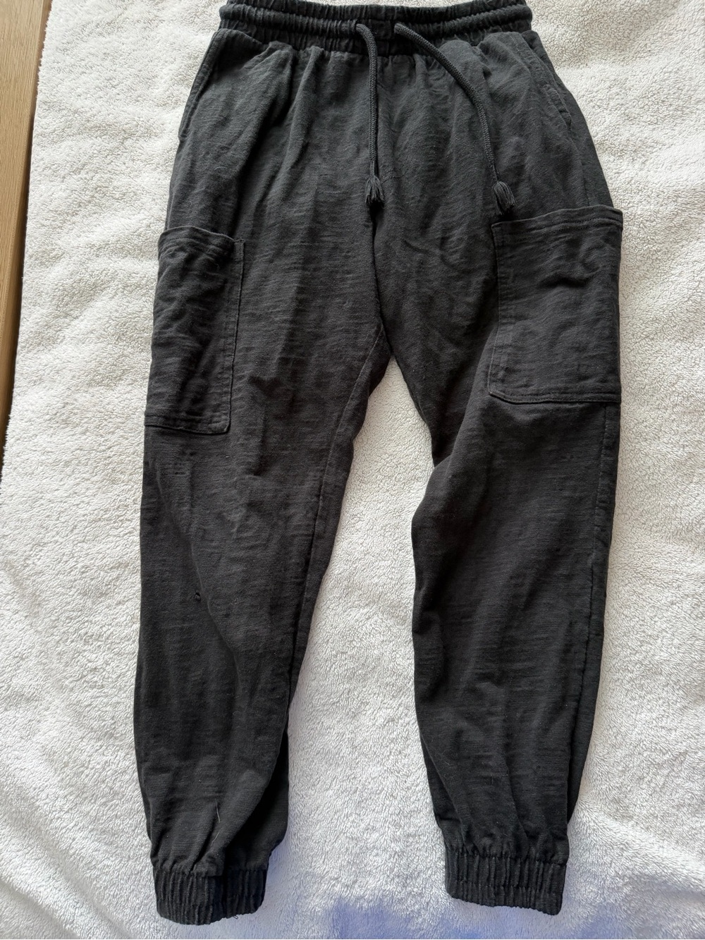 H&M Boys Black Cargo Jogger Pants - size 9/10
